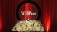 WSOPE Main Event: Elio Fox piega Chris Moorman!