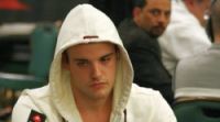 PCA 5.000$ NLHE: Heinz chipleader, Mustacchione a premio