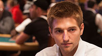 Strategia da torneo: Tony Dunst e un fold 'committato'