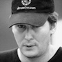 Phil Hellmuth: AQ e la bad beat al river
