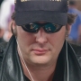 Phil Hellmuth al Monte Carlo Millions: tre coppie scoppiate