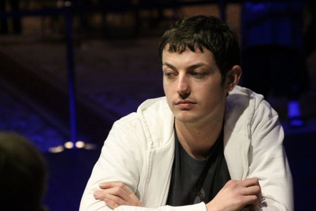 Dwan poker bluff