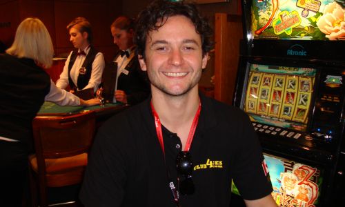 Jeff Sarwer: riuscirà questa volta a raggiungere il final table?
