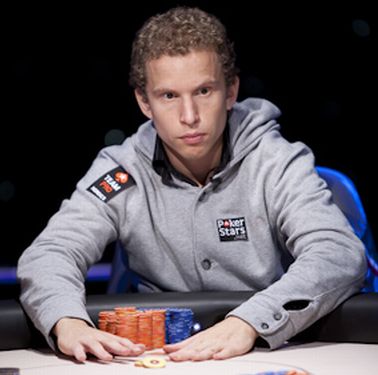 Peter Eastgate ha provato a mettere le mani sul suo primo titolo EPT, ma Gustavson non gielo ha permesso