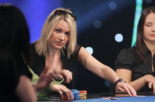 Michelle al tavolo da poker
