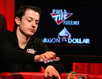 Tom 'durrrr' Dwan al tavolo del Million Dollar Challenge