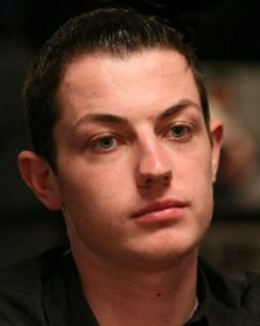 Tom 'durrrr' Dwan in un momento decisamente negativo