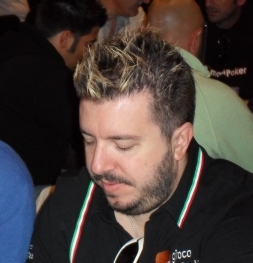 Max Pescatori, anche lui decisamente in palla
