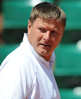 Yevgeny Kafelnikov, ex numero 1 del tennis mondiale: anche lui si è dato al poker