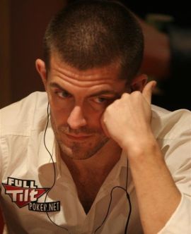 Gus Hansen nasce giocatore di backgammon per poi convertirsi al poker