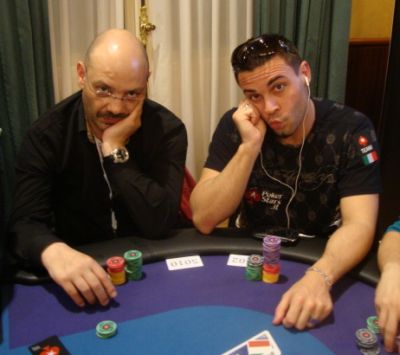 davide 'mandrakee67' Pennelli e la voce di EPTLive Alberto 'Grandealba' Russo: entrambi approdano al day 2