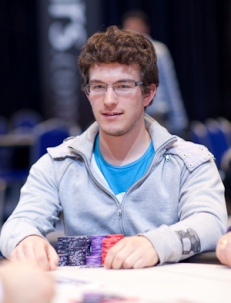 Simon Munz, chipleader del day 1a