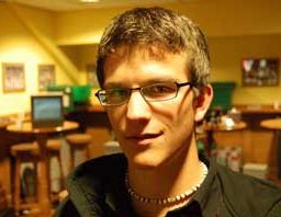 Simon  'ScHnibL0r' Münz, chipleader del tavolo finale