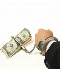 Voler raggiungere ad ogni costo i premi non vi farà giocare il vostro poker migliore