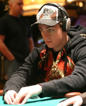 Tanto poker online per Andrew 'Good2cu' Robl