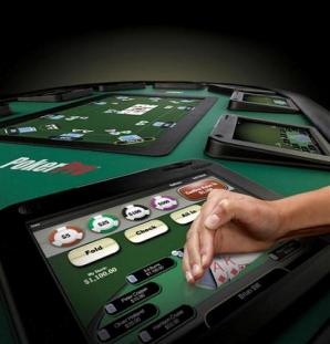 Un tavolo elettronico di texas hold'em