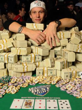 Peter Eastgate trionfante al Main Event WSOP 2008