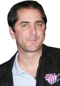 Phil Gordon è uno dei proprietari di Full Tilt Poker