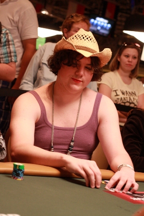 Shaun Deeb nella ...insolita mise