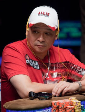 Johnny Chan: 5.000$ ad uno sconosciuto solo perchè sedutogli accanto