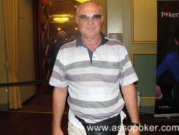 Salvatore Chillemi si presenta chipleader al final table