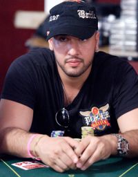 Michael Mizrachi ha negato la vittoria a Voulgaris al WPT nel 2003