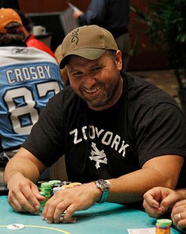 Vincenzo Abate è saldamente chipleader