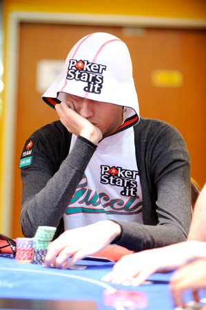 Luca Moschitta, aggressivo fin dalla 'mise'