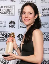 Mary Louise Parker con il golden globe