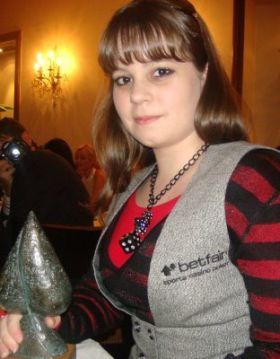 annette-obrestad