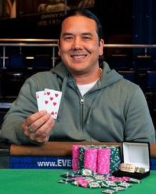 Matt Keikoan dissente con Negreanu