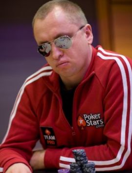 Un imperturbabile Alexander Kravchenko...