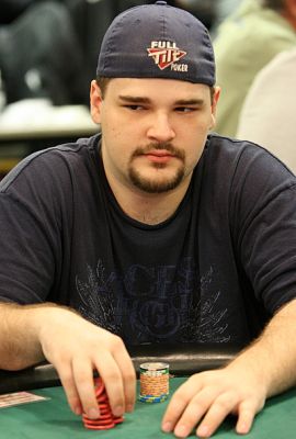 Matt Stout, vincente tanto ai tavoli live che online