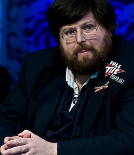 Mario Adinolfi migliora il piazzamento di Venezia