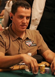 Carlos Mortensen