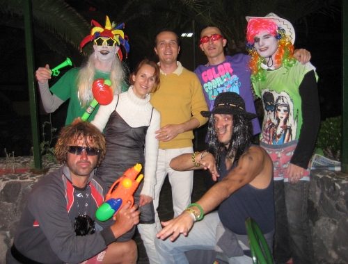 Un momento del Carnevale di Santa Cruz insieme ai nostri amici