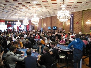 La sala gremita durante l'EPT di Sanremo 2010