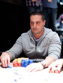 Daniel Gai-Pidun comanda i 24 superstiti all' EPT