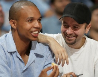 Ivey e Negreanu in un momento di relax
