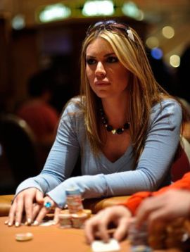 Christina Lindley vince 24.415 $
