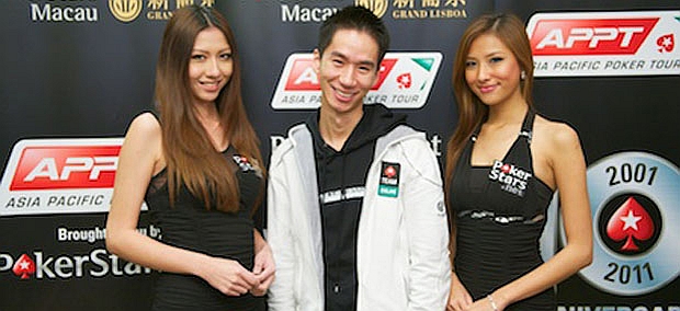 Randy 'nanonoko' Lew felice alla premiazione dell'APPT Macao