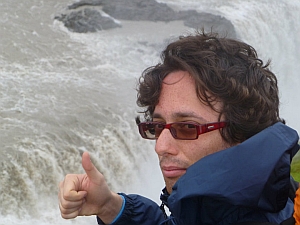 Elfigus, qui in relax durante una vacanza in Islanda