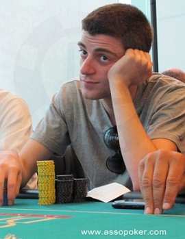 Alessandro 'xJaNdRox27' al tavolo finale