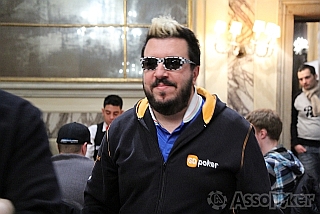 Max Pescatori al momento dell'uscita