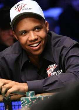 Phil Ivey non riesce a non essere primo...