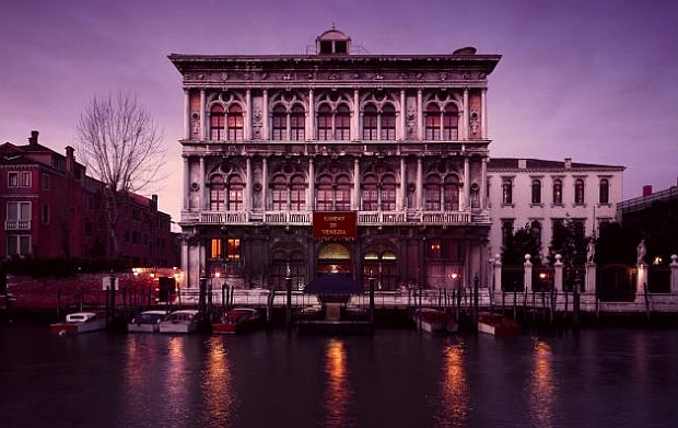 Maestosa come sempre, la sede storica di Ca' Vendramin del Casinò di Venezia si appresta ad ospitare la finale della Snai Poker Cup