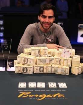 Olivier Busquet durante la sua vittoria al WPT