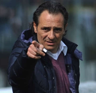 Cesare Prandelli: scegliere è il suo mestiere, e sarà anche il vostro