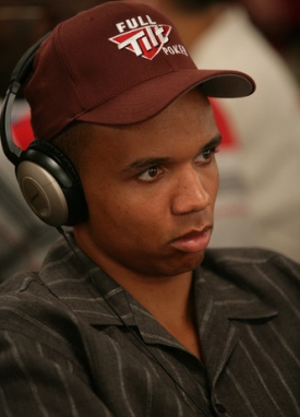 Phil Ivey, al momento in testa per il titolo di POY