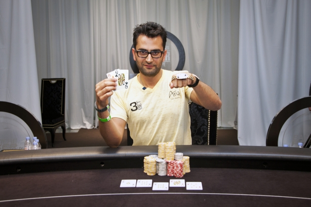 Antonio Esfandiari festeggia l'ennesimo trionfo di questo suo 2012